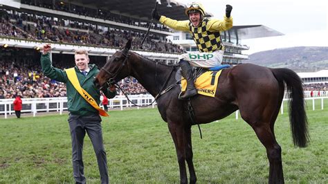 Horse Racing News .